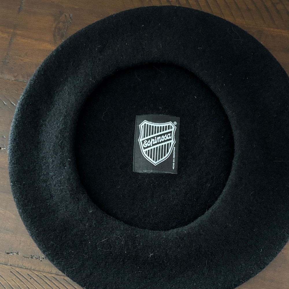 Espinosa Black Wool Beret